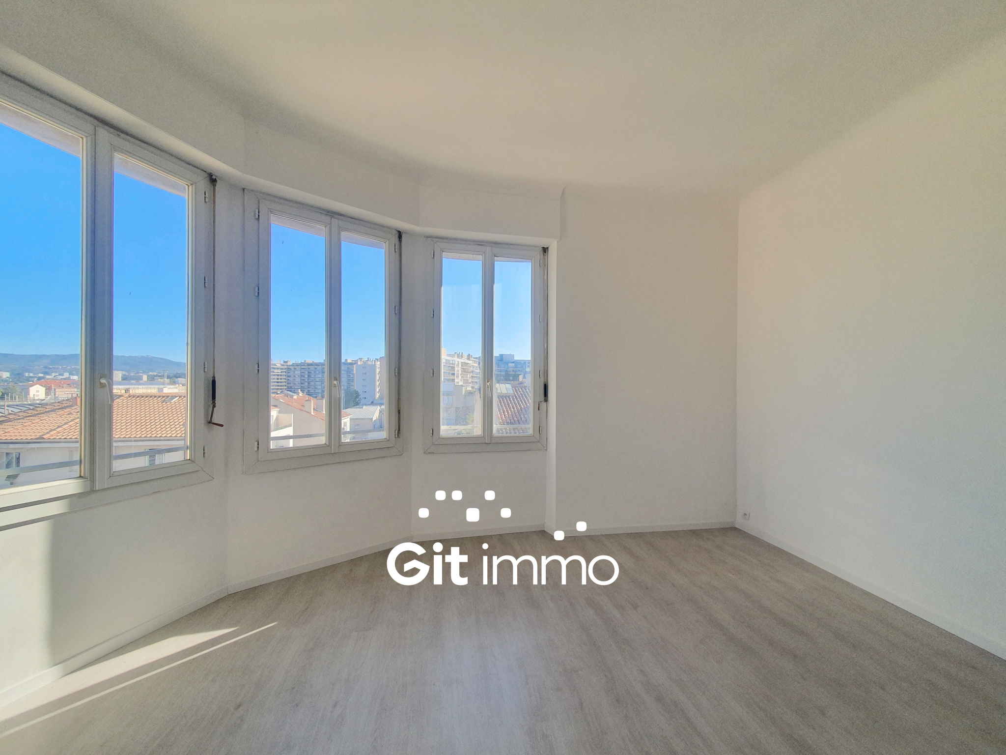 Grand appartement T3