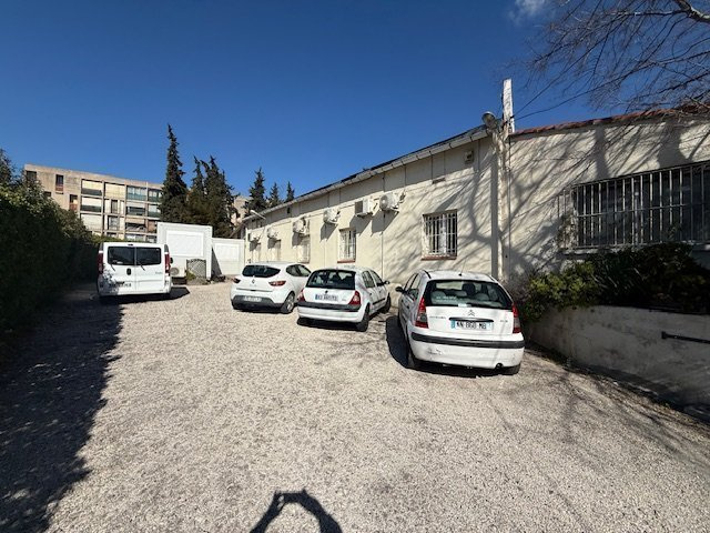 MURS A VENDRE LIBRE SAINTE MARTHE/13014